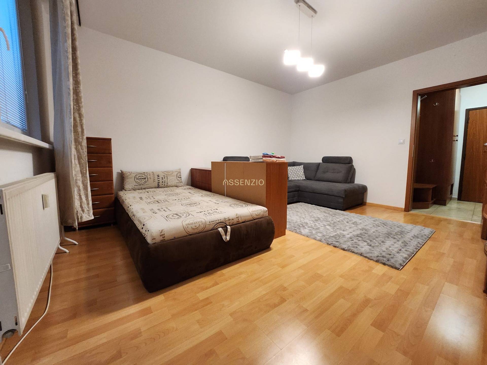 WhatsApp Image 2026-03-28 at 18.49.09.jpeg