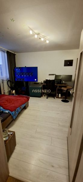 8fa91f69-0214-4ac5-bedc-5ec6a0a7ea6f.jpeg
